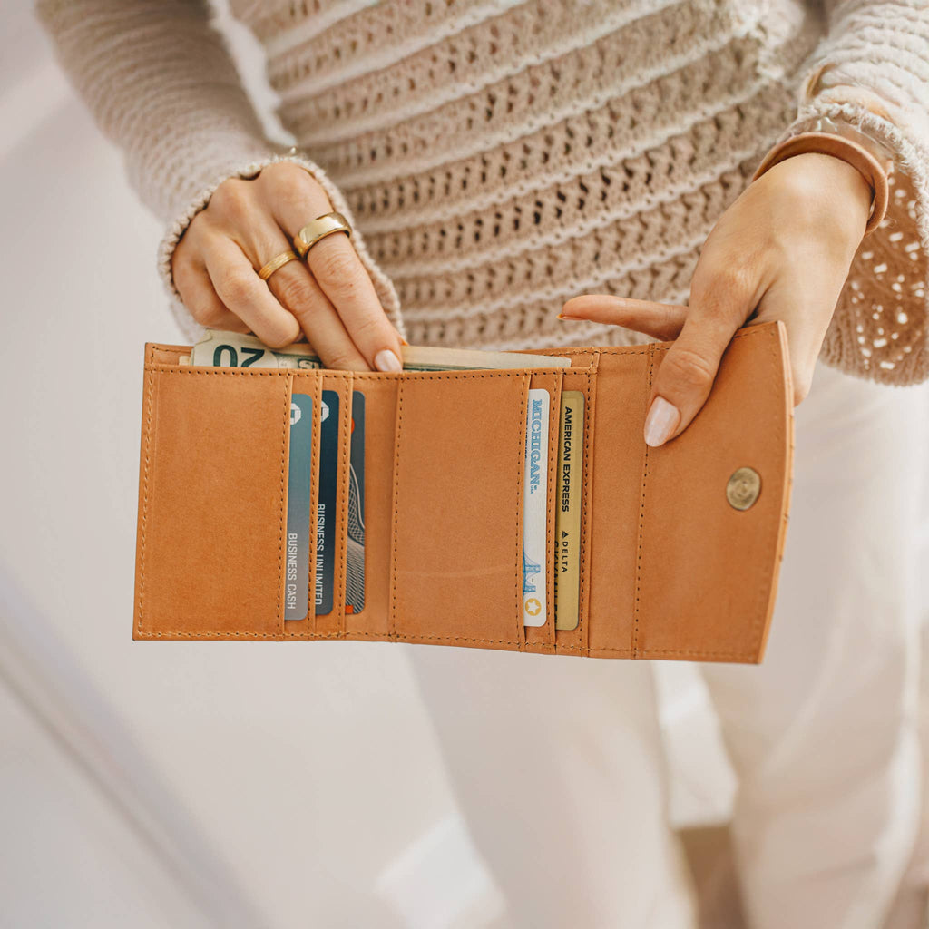 Elevate | Woven Suri Leather Wallet | Full-Grain Leather Wallet