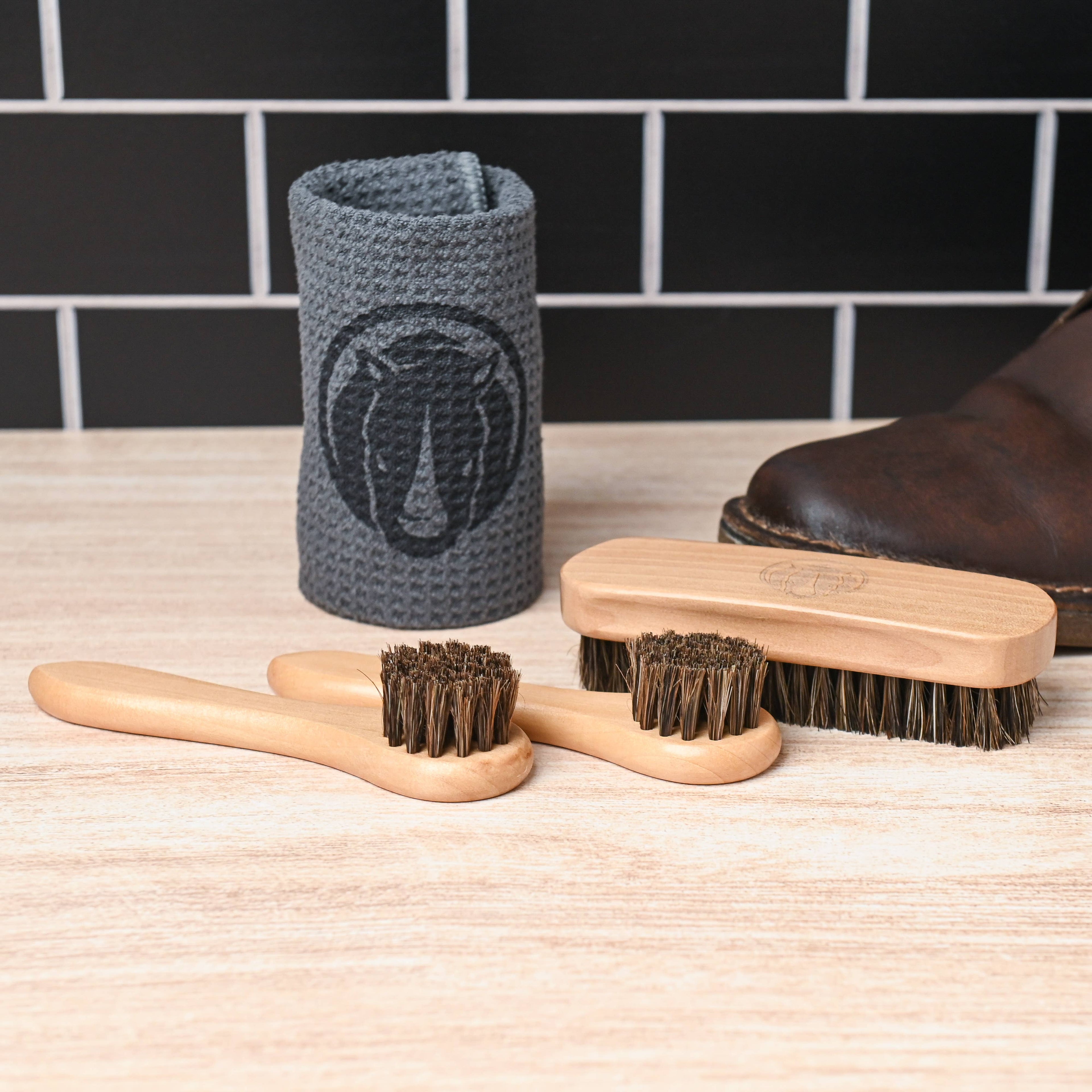 Rhino Wax - Complete Cleaning Brush Kit for Leather Goods - 4 pieces